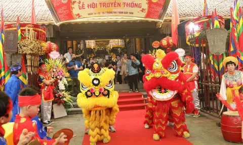 Lễ hội truyền thống làng cổ Bát Tràng: Hành trình khám phá miền di sản và nghệ thuật gốm độc đáo