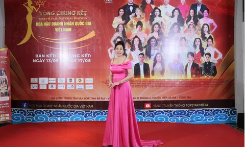 Hoa hậu Quý bà Việt Nam Toàn cầu Nguyễn Thị Hân nhận vinh danh hoàn thành xuất sắc nhiệm kỳ