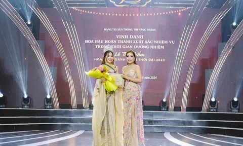 Hoa hậu Lê Thị Thắm nhận bằng khen vinh danh hoàn thành xuất sắc nhiệm kỳ