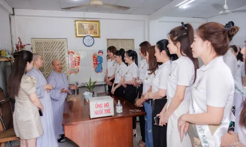 Các thí sinh Hoa hậu Doanh nhân Hoàn vũ Việt Nam 2024 tích cực tham gia buổi hoạt động thiện nguyện