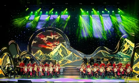 “Trái tim phụ nữ - Trái tim Ngọc trai” thu hút 2000 khán giả