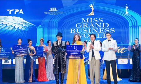 ẢO THUẬT GIA QUỐC TẾ TUẤN MINH MANG SẮC MÀU NGHỆ THUẬT VÀ THÔNG ĐIỆP HÒA BÌNH ĐẾN MISS GRAND BUSINESS WORLD 2025