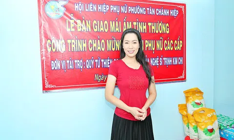 NSƯT Trịnh Kim Chi trao nhà tình thương cho hộ nghèo kịp đón năm 2021