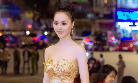 Gạt bỏ dư luận, Minh Nguyệt âm thầm tiến thân vào showbiz