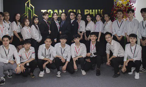 Toàn Gia Phúc xây dựng lòng tin từ bước đi đầu tiên