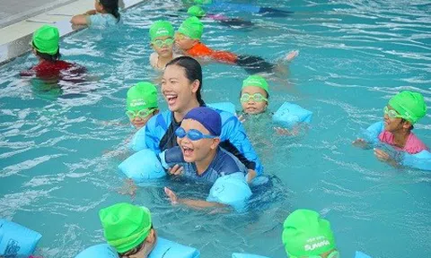 Kẹo sữa Sumika khởi động chương trình Kình Ngư Nhí tại tỉnh An Giang cùng Ánh Viên